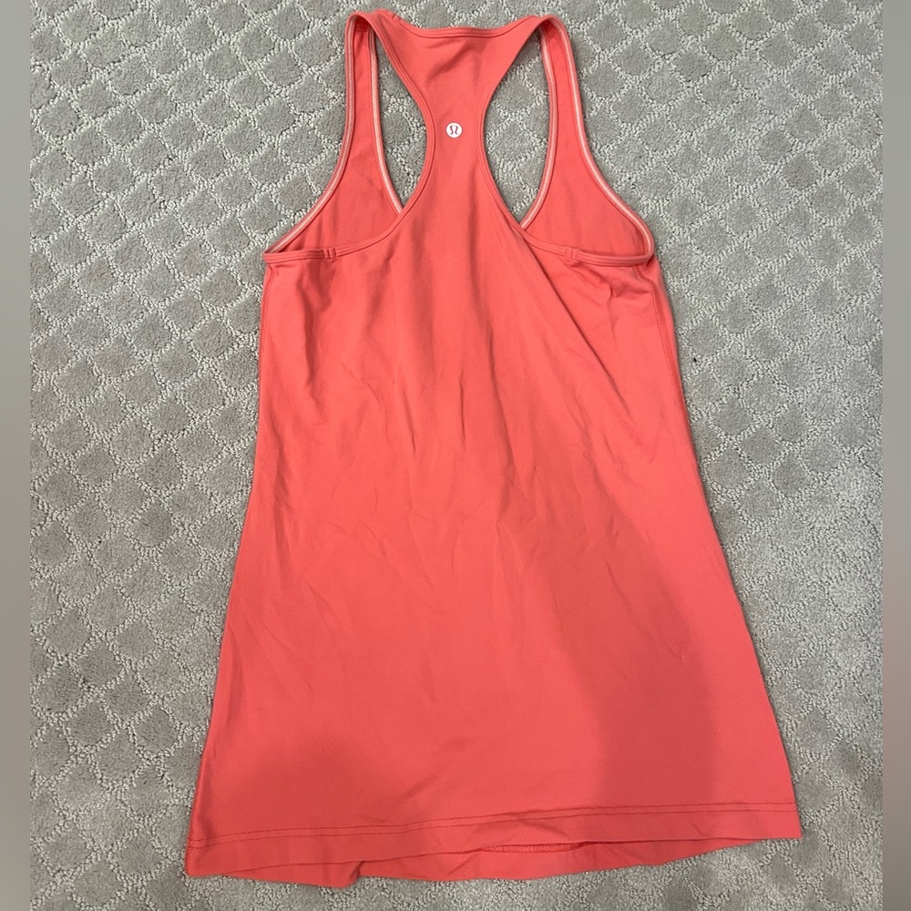 Lululemon tank top size 6